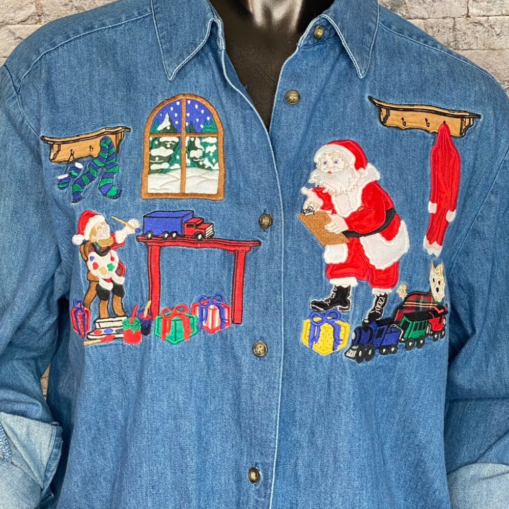 Karen Scott Denim Christmas Shirt Size Large Holiday Embroidery Button Down - Picture 2 of 8